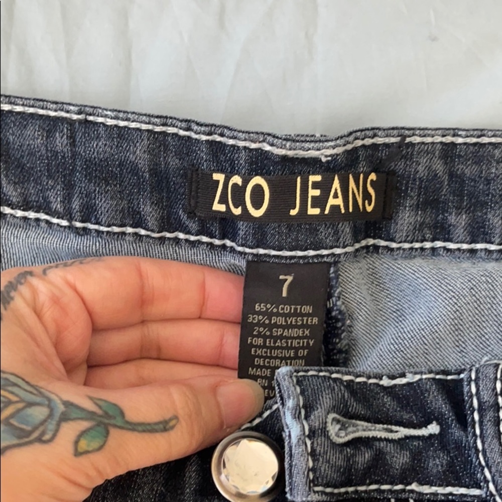 Blue jeans - Picture 3 of 6